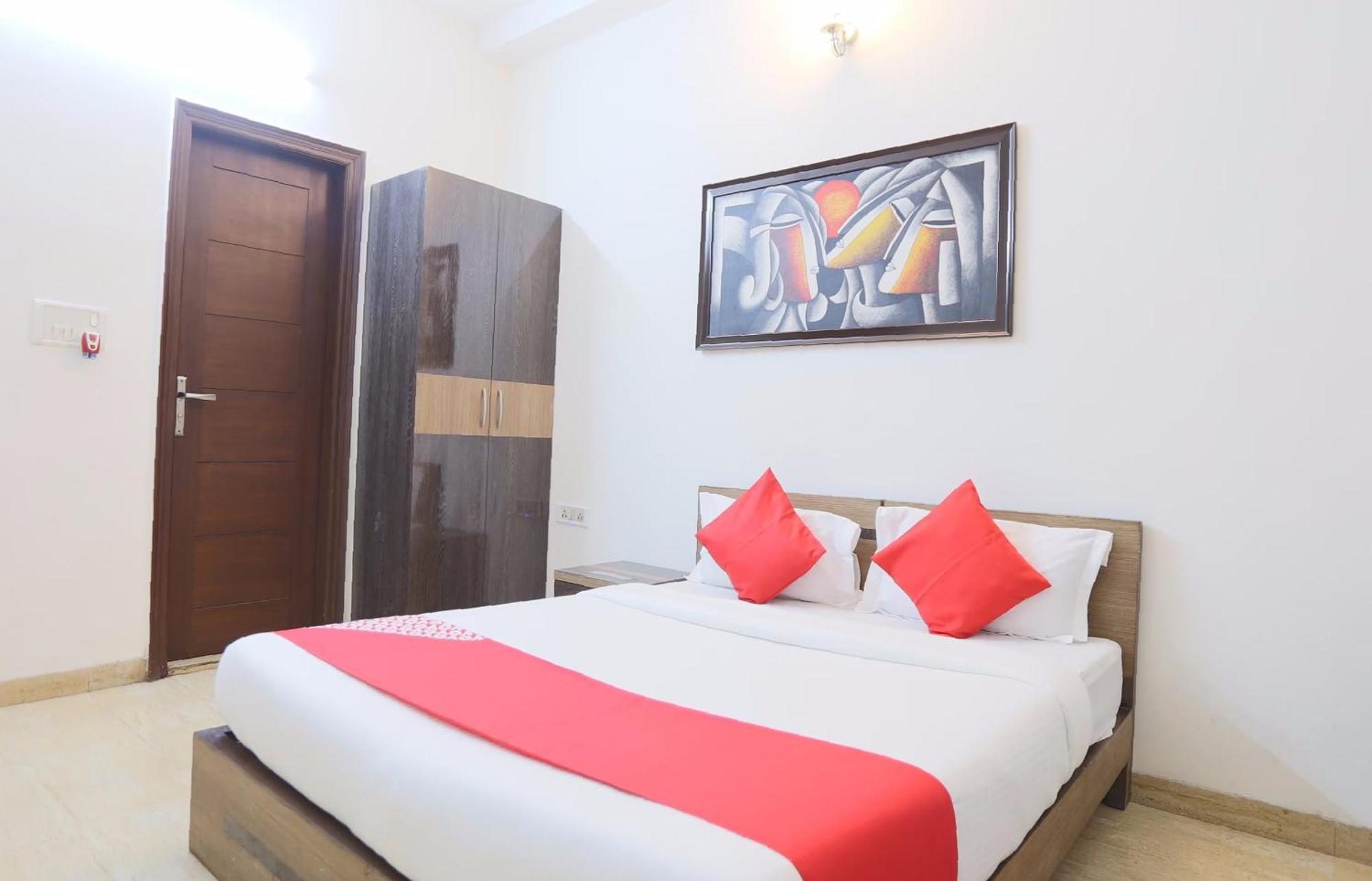 Hotel O New Raj Kamal Аурангабад Екстериор снимка