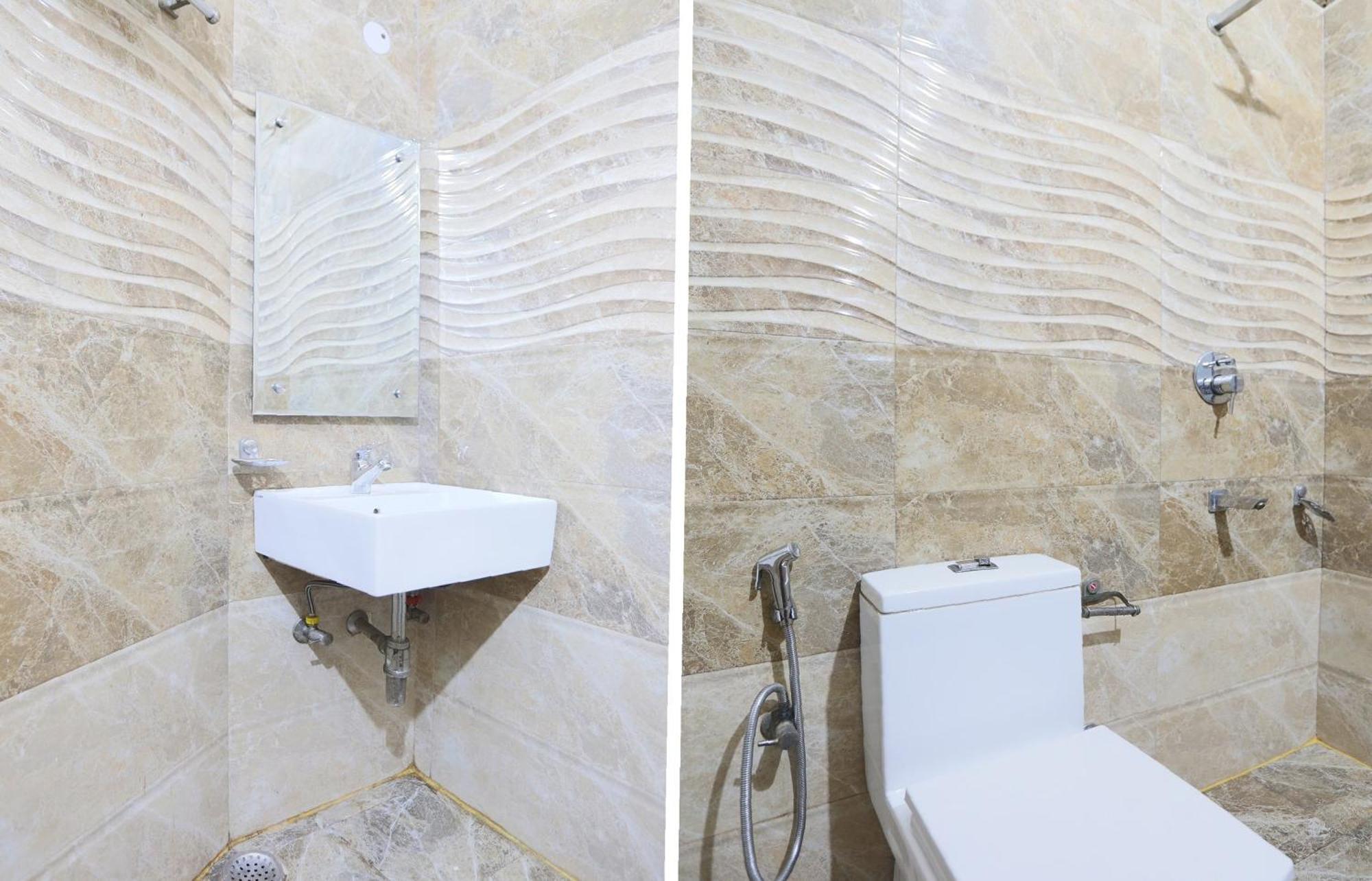 Hotel O New Raj Kamal Аурангабад Екстериор снимка